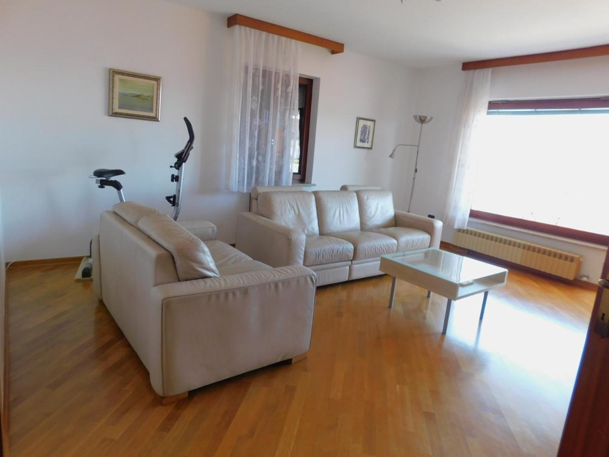 Апартаменты Apartma Mimoza Jagodje Экстерьер фото