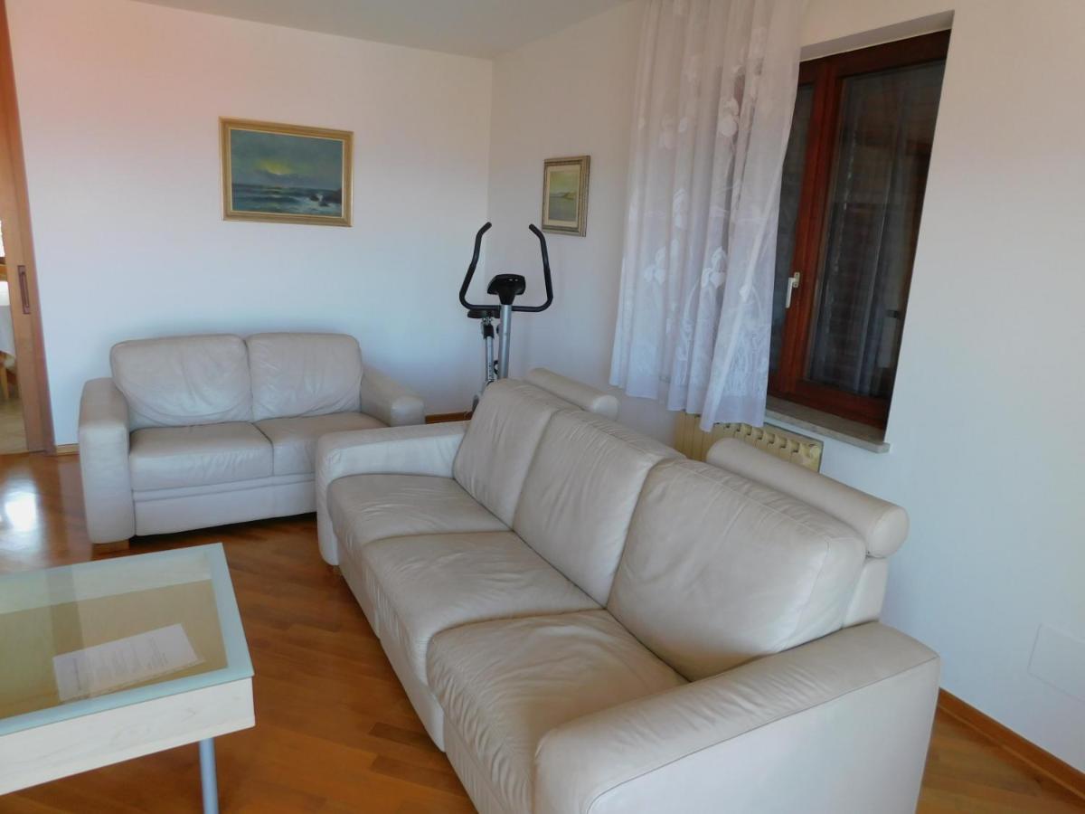 Апартаменты Apartma Mimoza Jagodje Экстерьер фото